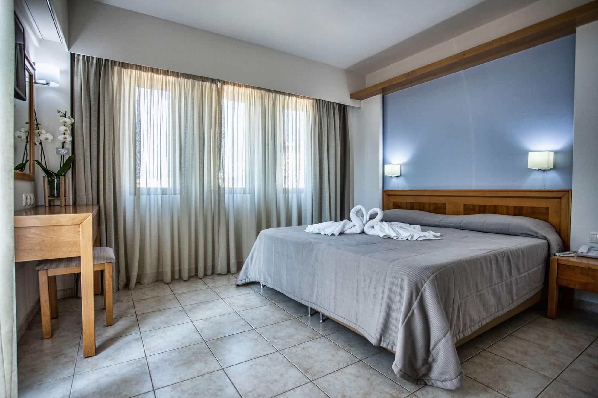 Mary Hotel & Mary Royal Suites 普拉坦斯 外观 照片